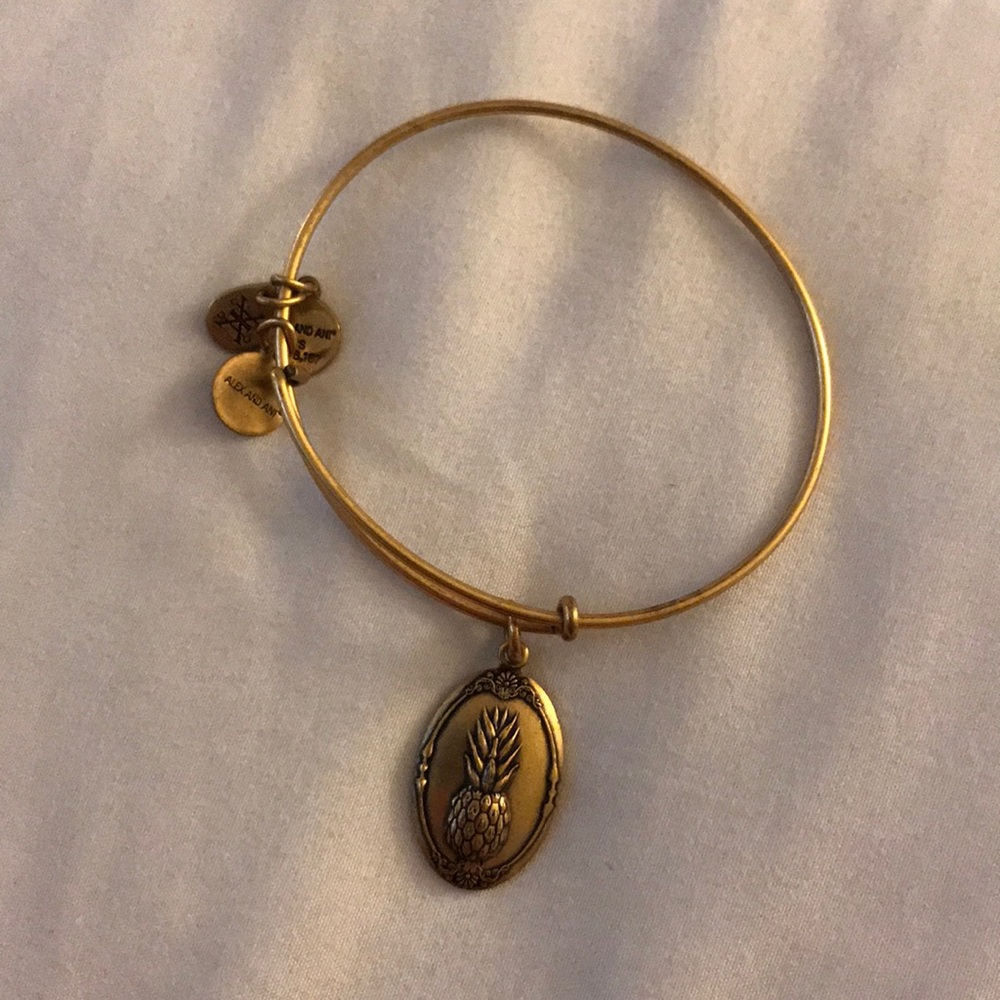 “Pineapple” Alex and Ani Bracelet